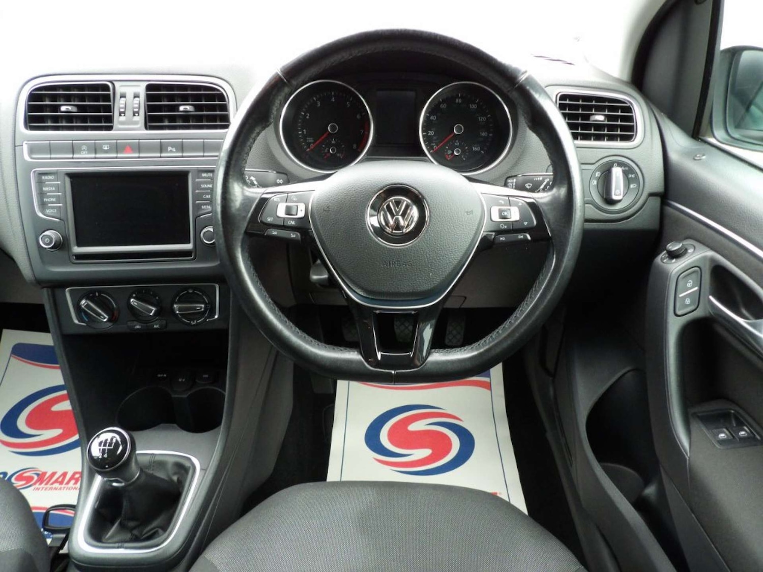 Used Volkswagen Polo 2017 for sale - 76600909: Photo 9