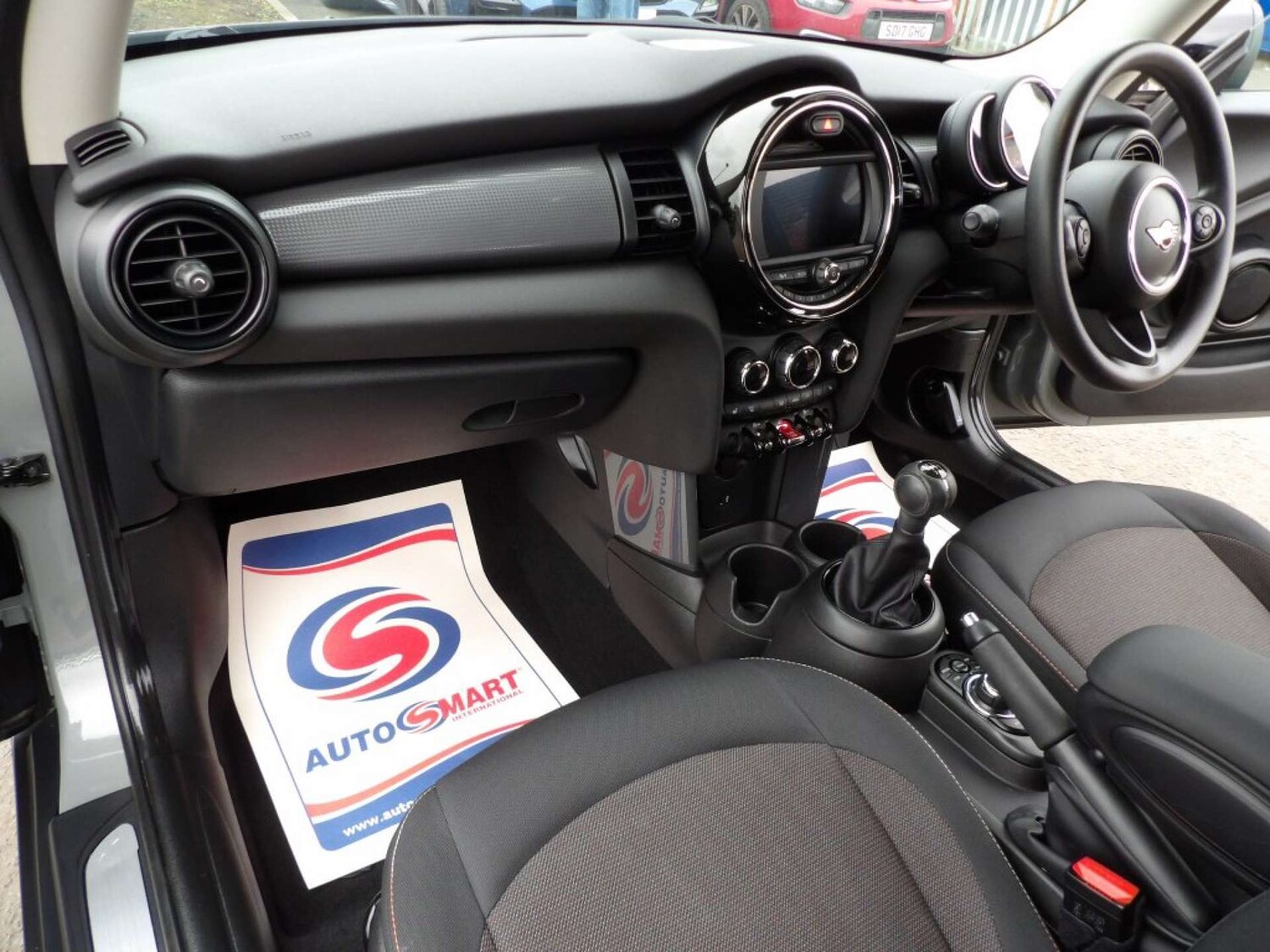 Used MINI Hatch 2019 for sale - 77682111: Photo 14