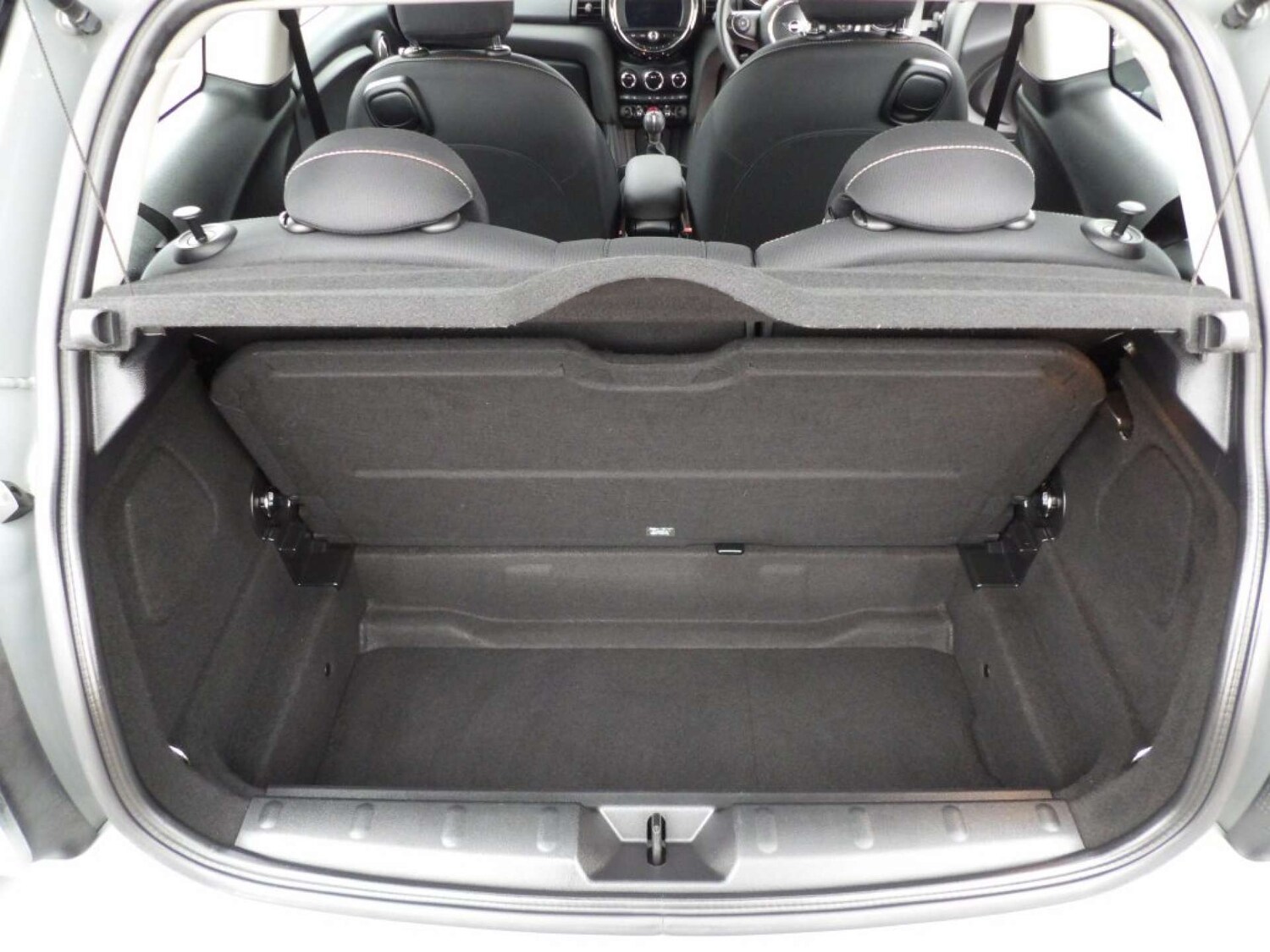 Used MINI Hatch 2019 for sale - 77682111: Photo 19