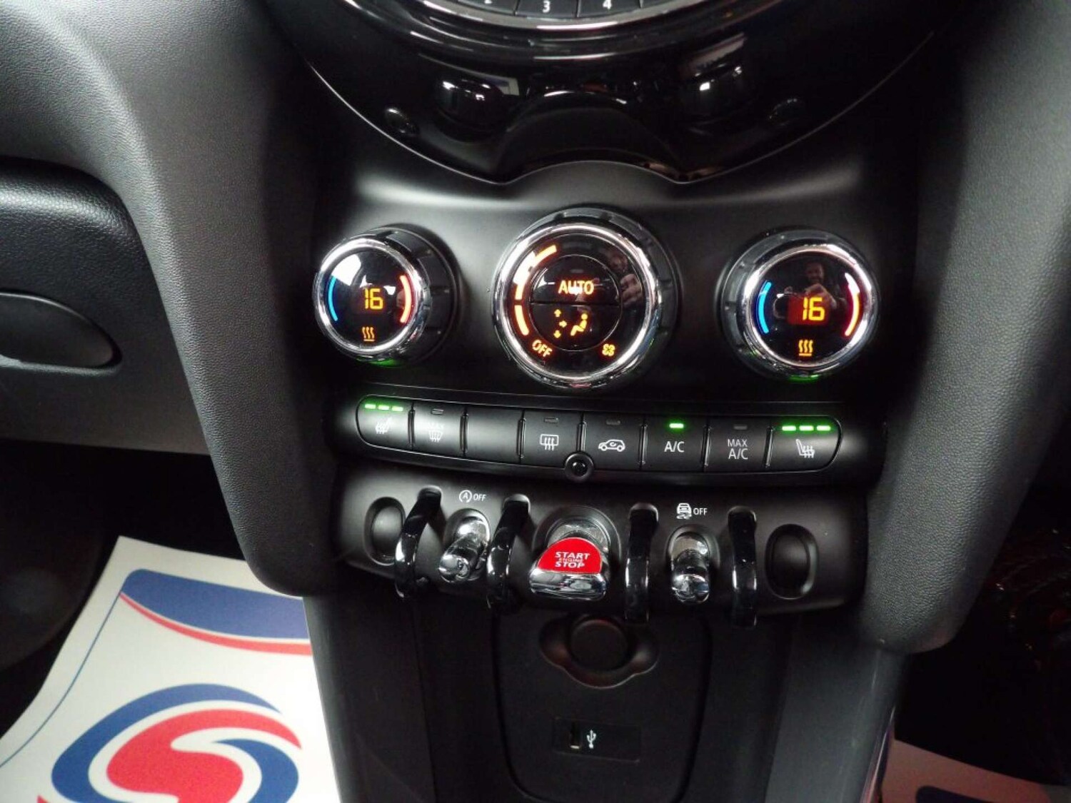 Used MINI Hatch 2019 for sale - 77682111: Photo 25