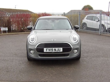 Used MINI Hatch 2019 for sale - 77682111: Photo