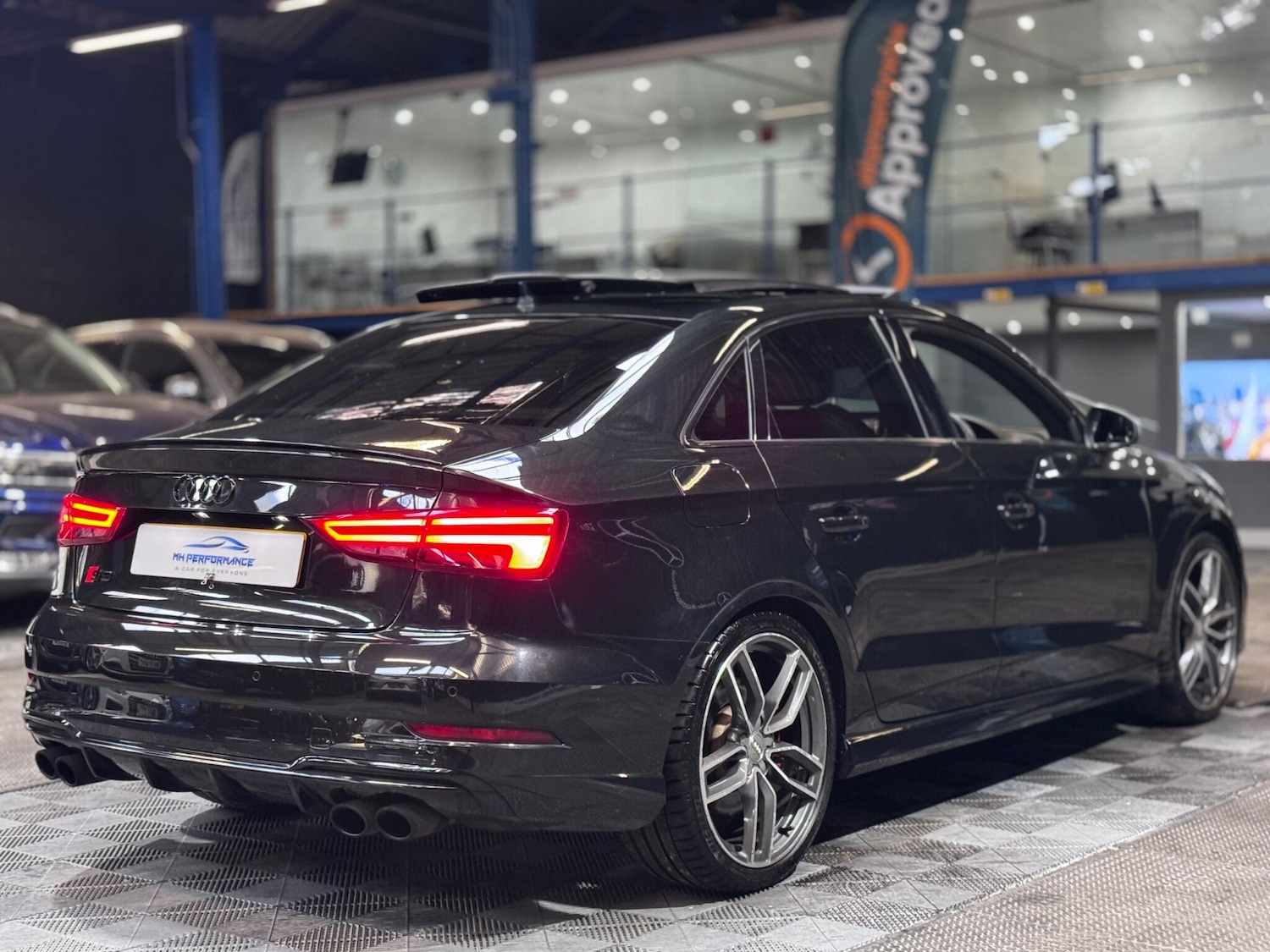 Used Audi S3 2017 for sale - 76377752: Photo 4