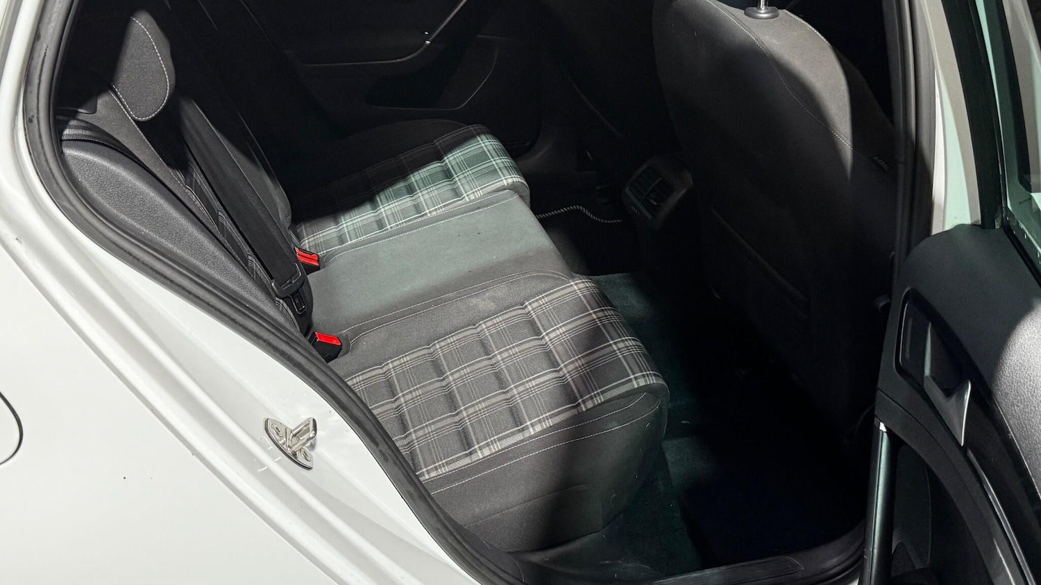 Used Volkswagen Golf 2014 for sale - 77454873: Photo 37