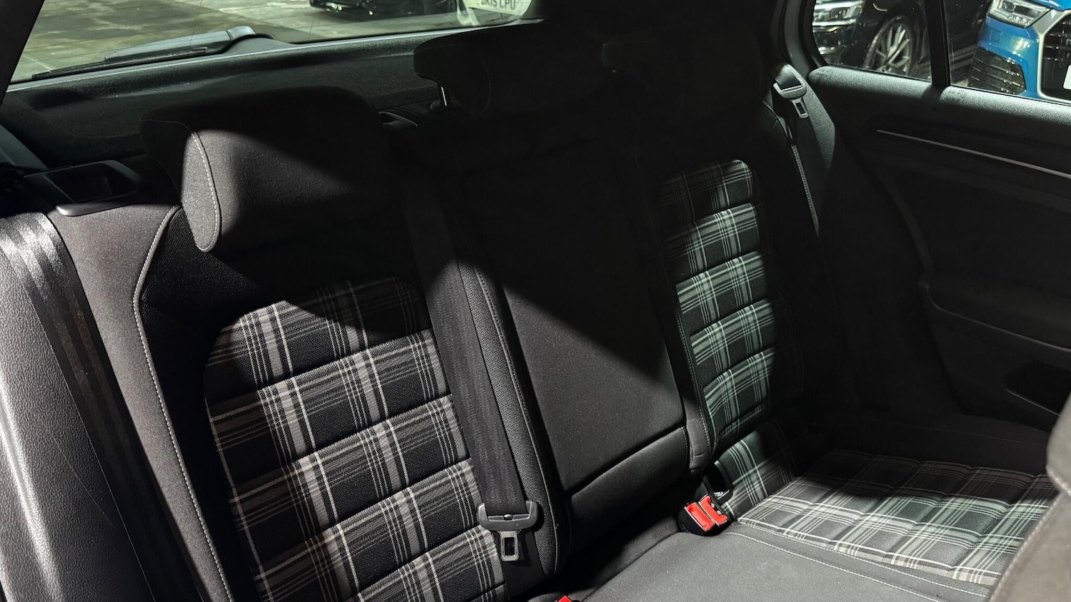 Used Volkswagen Golf 2014 for sale - 77454873: Photo 41