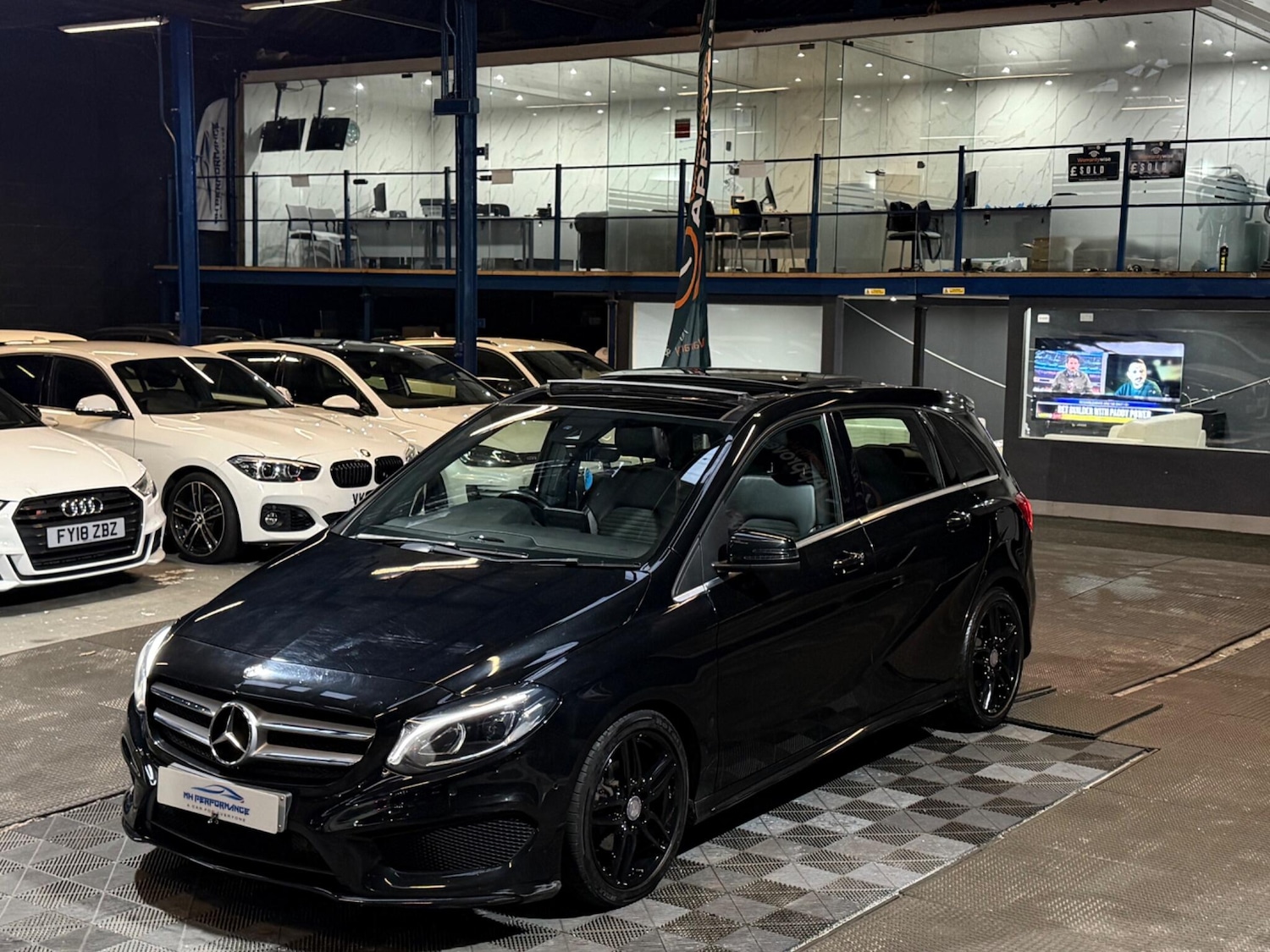 Used Mercedes-Benz B Class 2016 for sale - 77400812: Photo 37