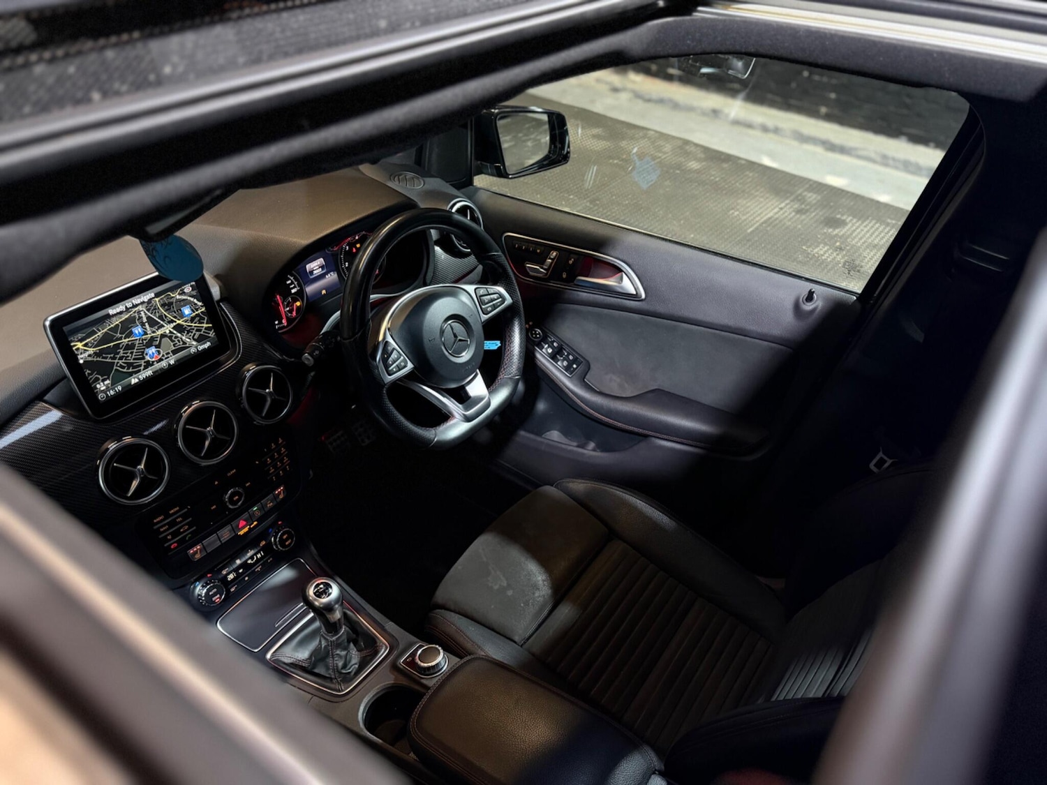 Used Mercedes-Benz B Class 2016 for sale - 77400812: Photo 5