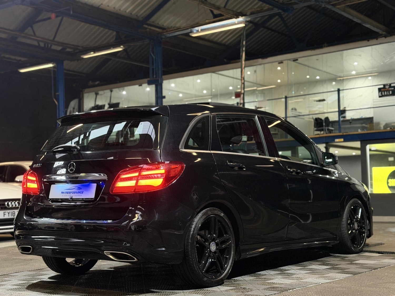 Used Mercedes-Benz B Class 2016 for sale - 77400812: Photo 8