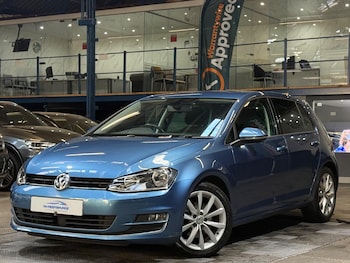 Volkswagen - Golf