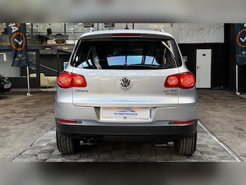 Used Volkswagen Tiguan 2010 for sale - 77753916: Photo