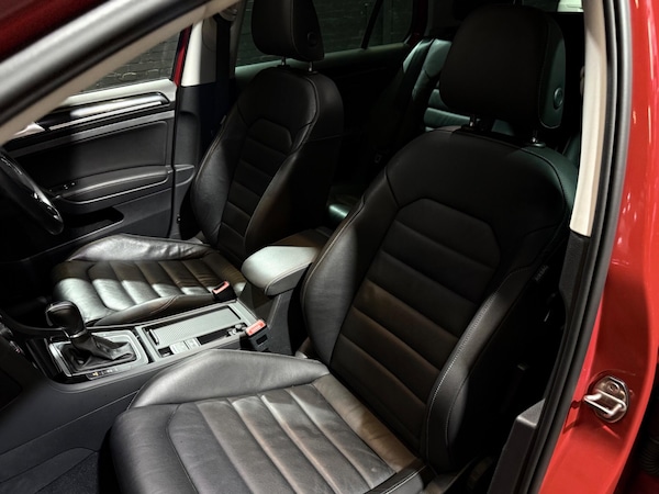 Used Volkswagen Golf 2017 for sale - 76246819: Photo 39
