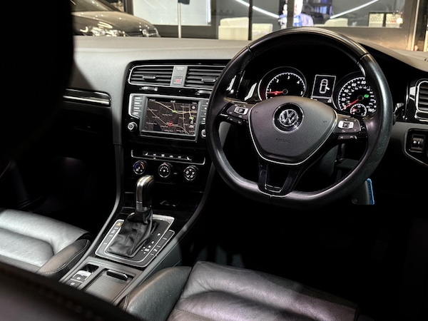 Used Volkswagen Golf 2017 for sale - 76246819: Photo 56