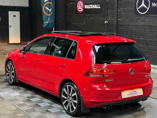 Used Volkswagen Golf 2017 for sale - 76246819: Photo 6