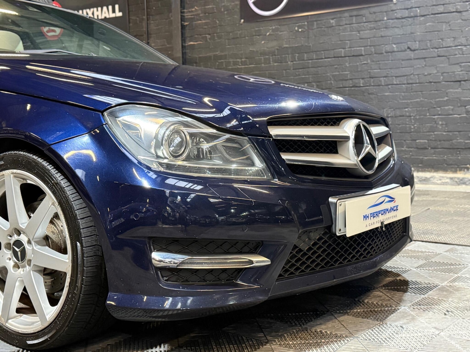 Used Mercedes-Benz C Class 2012 for sale - 76473065: Photo 12