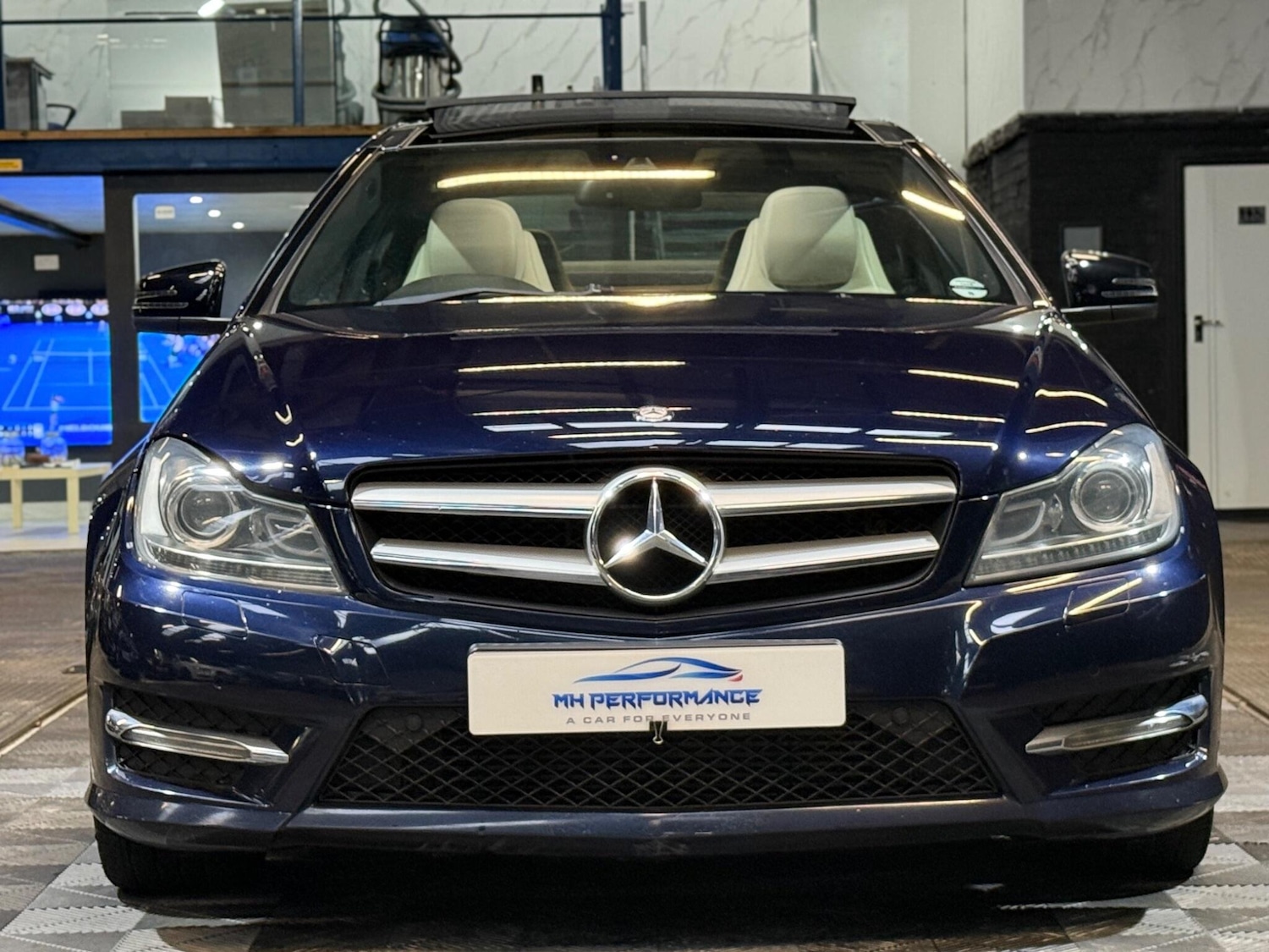 Used Mercedes-Benz C Class 2012 for sale - 76473065: Photo 20