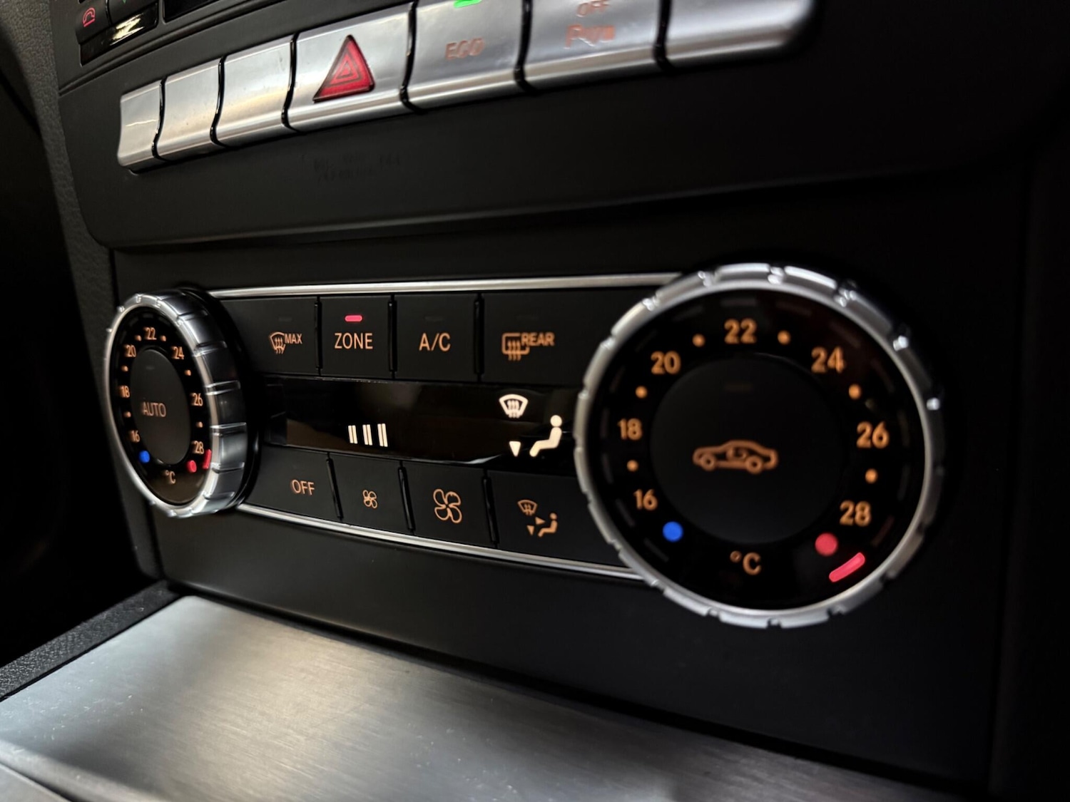 Used Mercedes-Benz C Class 2012 for sale - 76473065: Photo 34