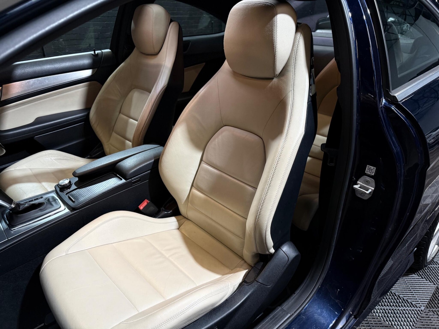 Used Mercedes-Benz C Class 2012 for sale - 76473065: Photo 39