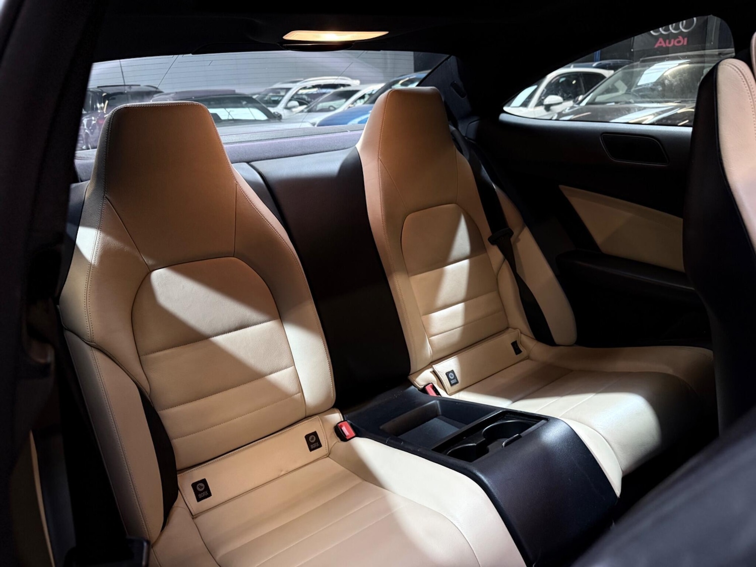 Used Mercedes-Benz C Class 2012 for sale - 76473065: Photo 40