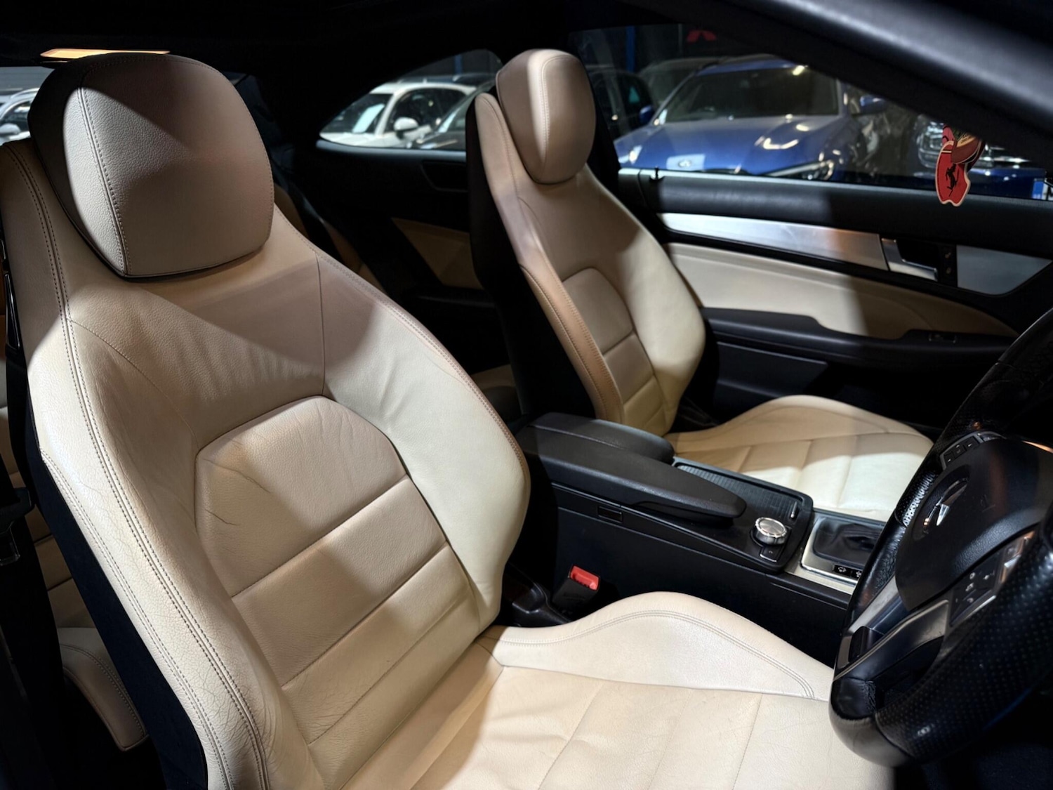 Used Mercedes-Benz C Class 2012 for sale - 76473065: Photo 41