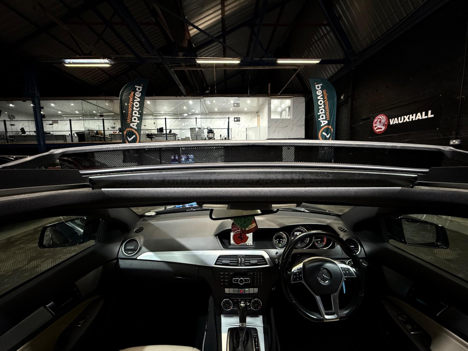 Used Mercedes-Benz C Class 2012 for sale - 76473065: Photo 46