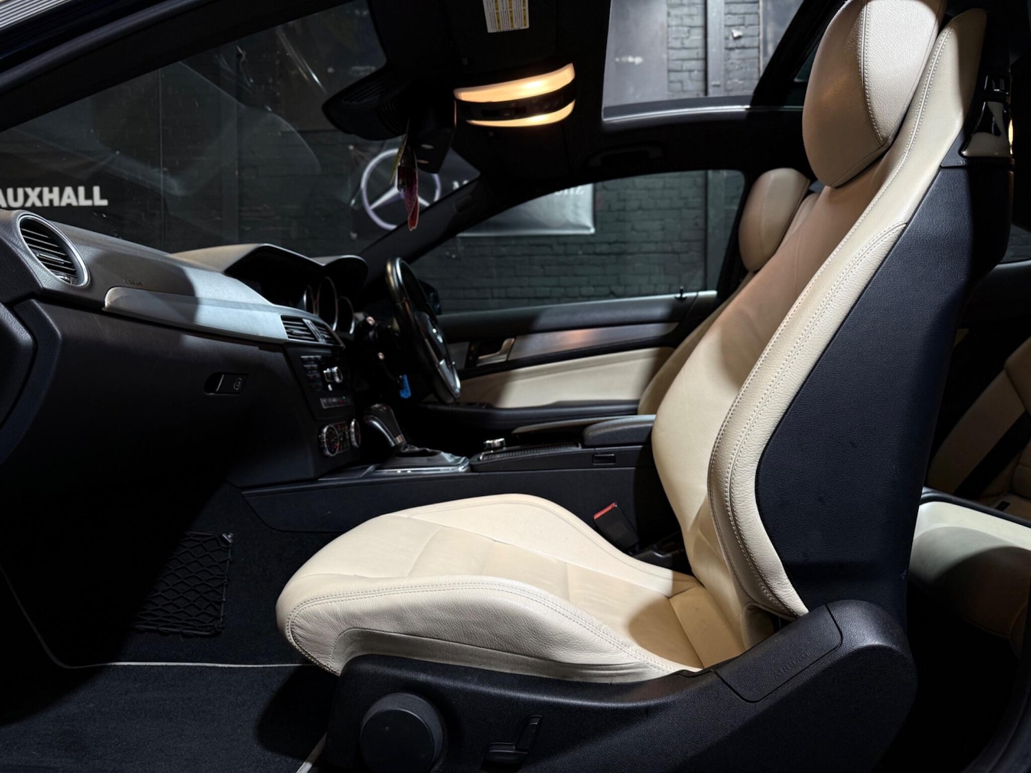 Used Mercedes-Benz C Class 2012 for sale - 76473065: Photo 49