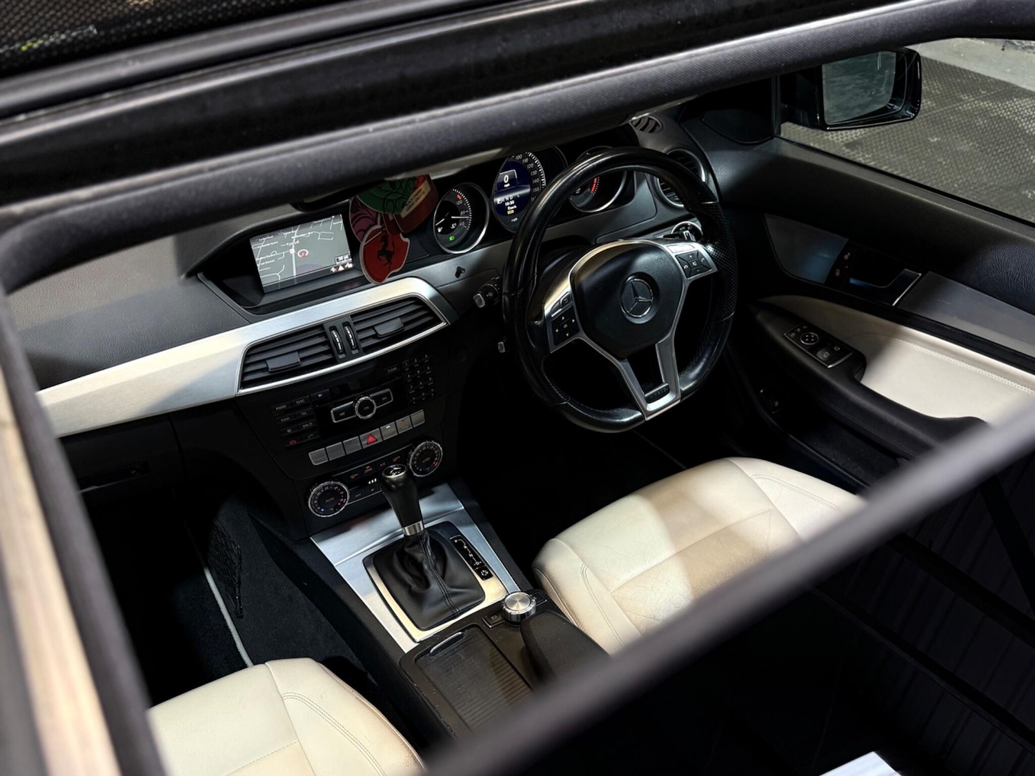 Used Mercedes-Benz C Class 2012 for sale - 76473065: Photo 51