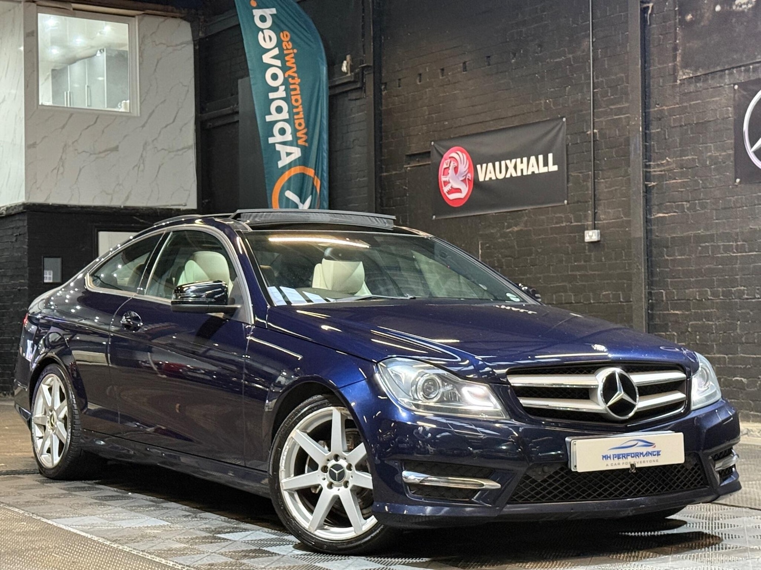 Used Mercedes-Benz C Class 2012 for sale - 76473065: Photo 7