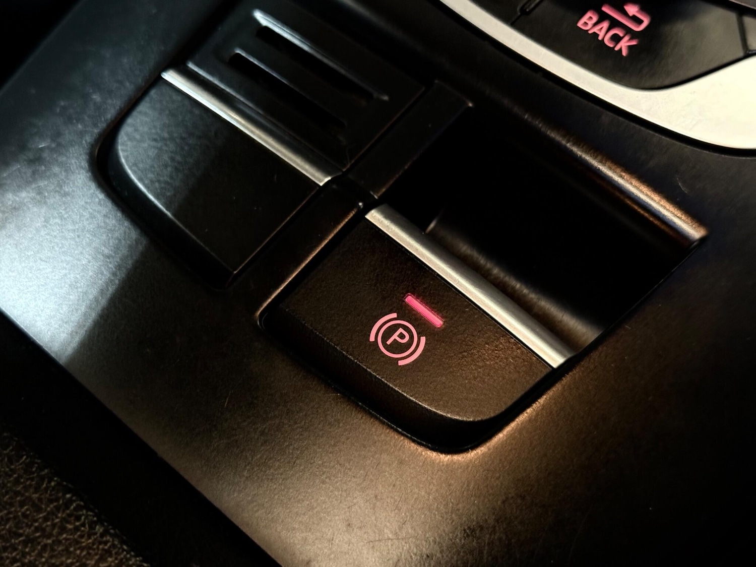 Used Audi A3 2015 for sale - 76538617: Photo 31