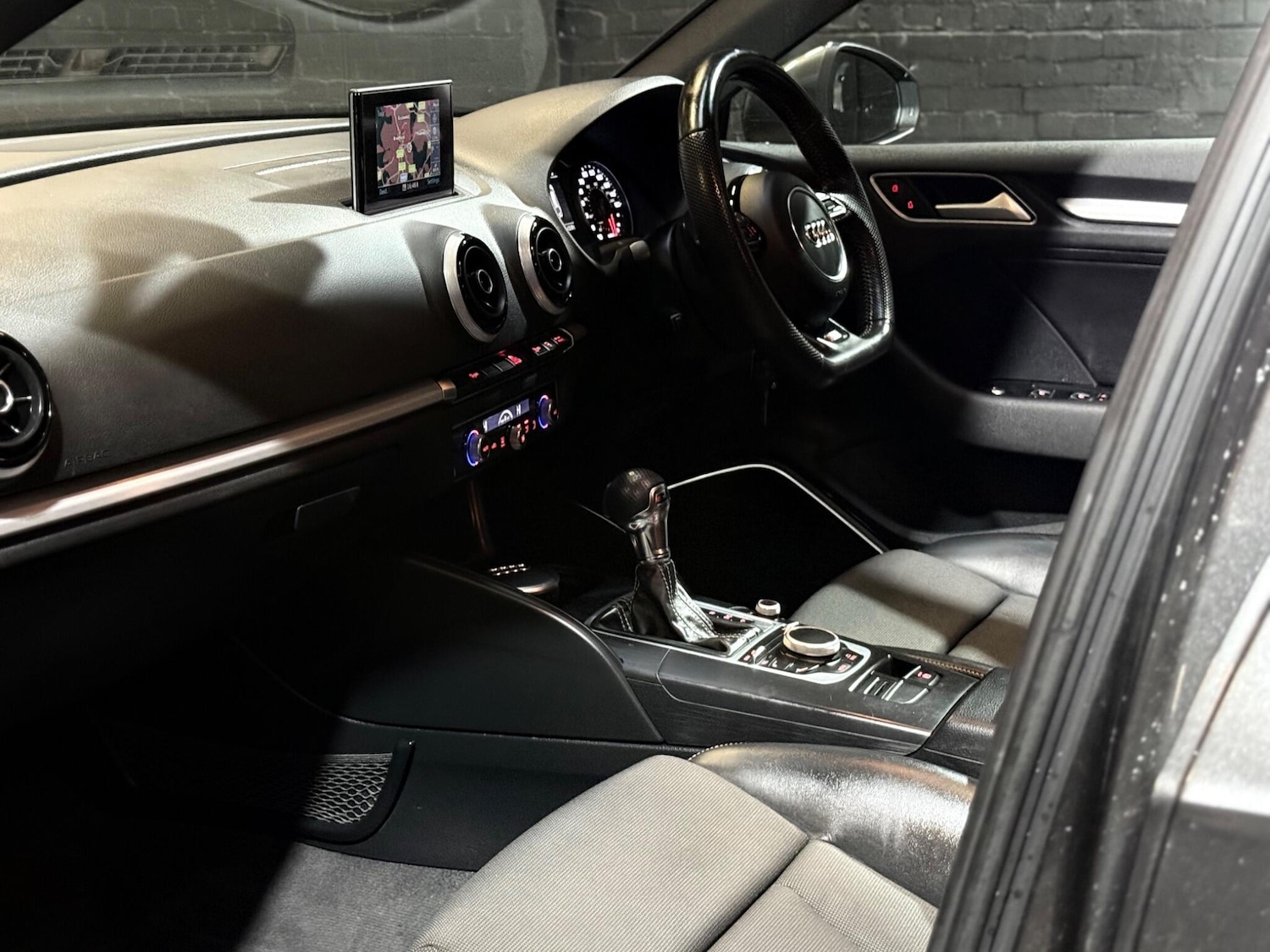 Used Audi A3 2015 for sale - 76538617: Photo 65