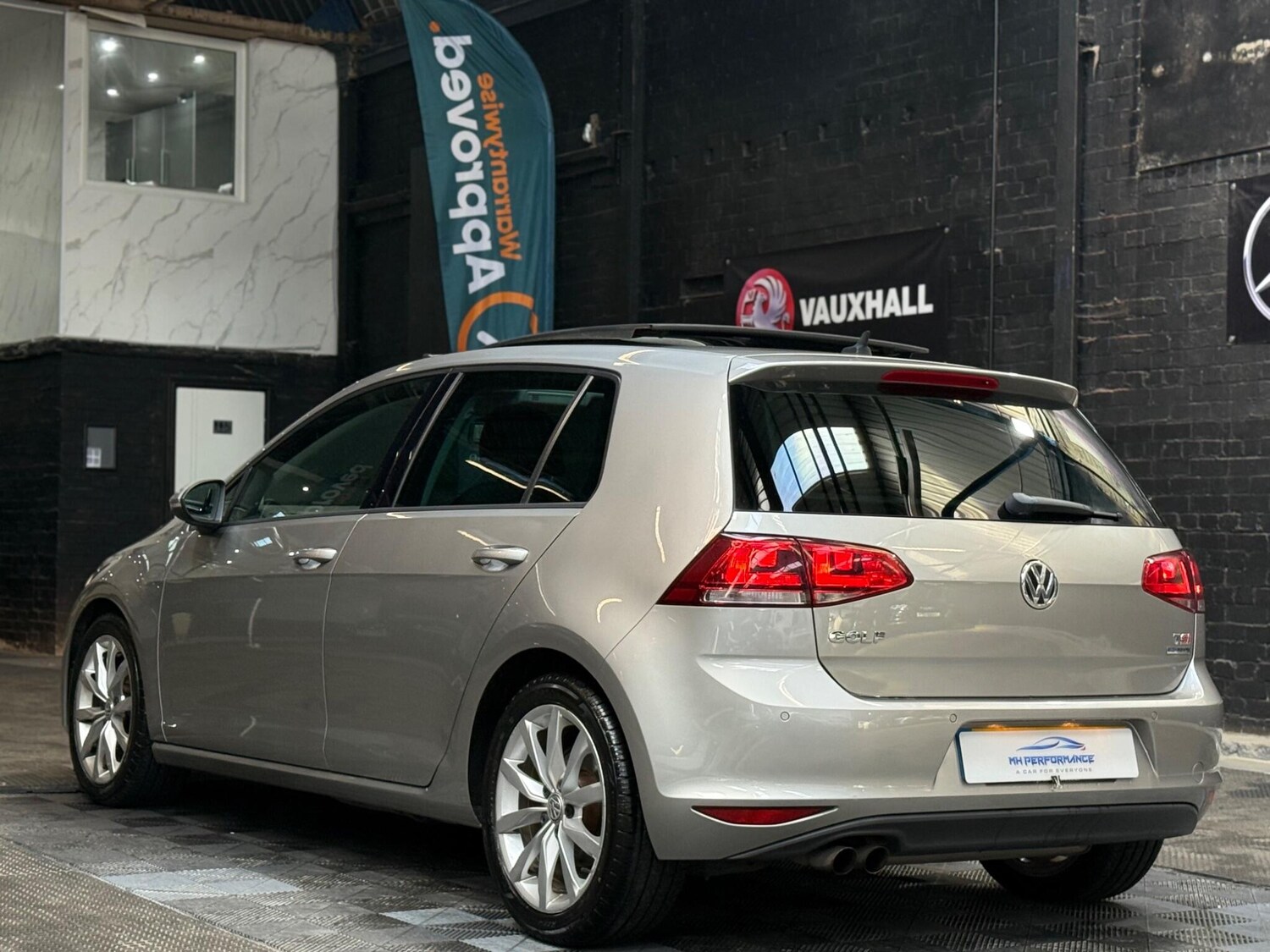 Vehicle 43