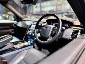 Used Land Rover Discovery 2019 for sale - 74161560: Photo
