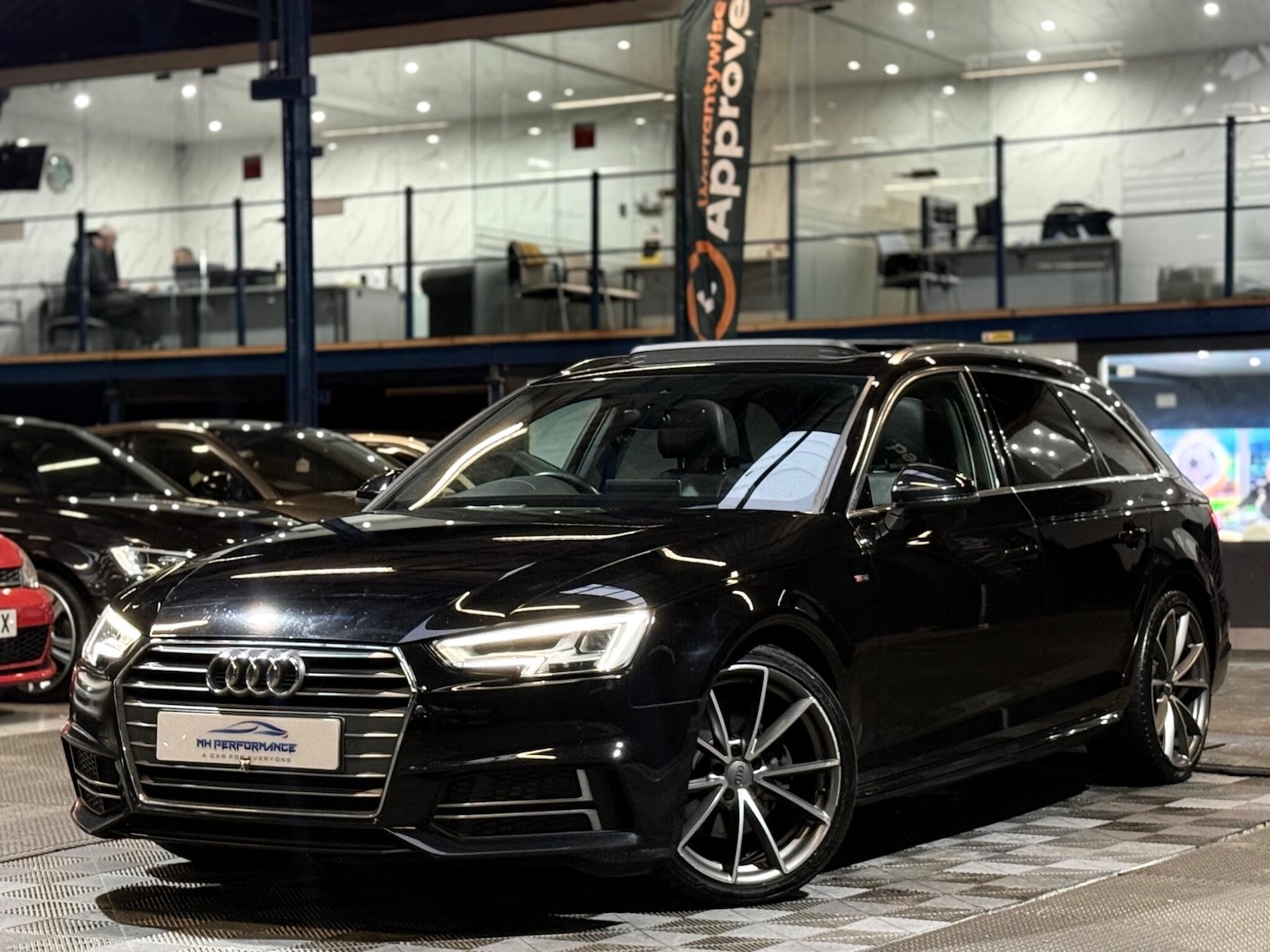 Used Audi A4 Avant 2017 for sale - 76975455: Photo 16