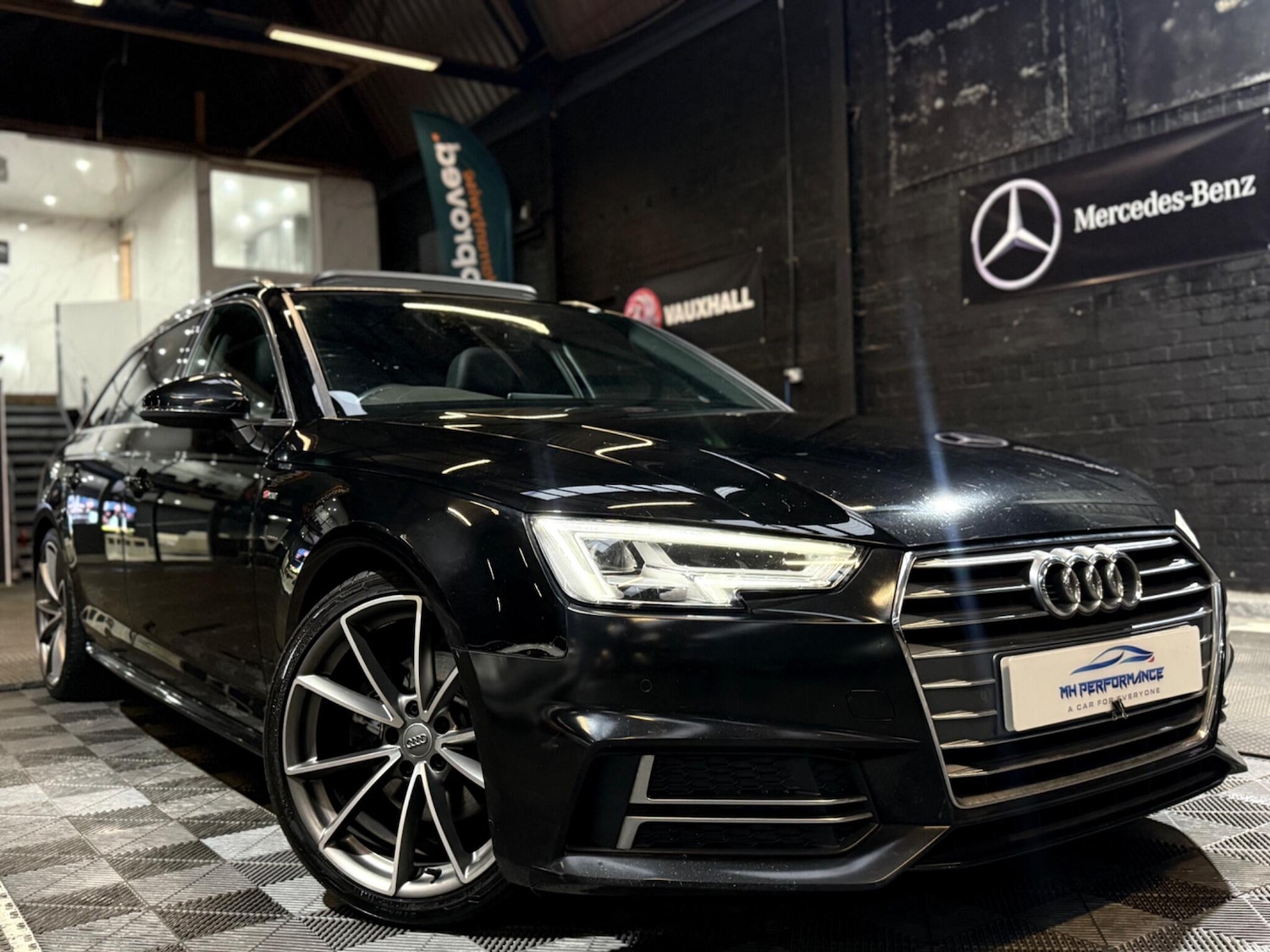 Used Audi A4 Avant 2017 for sale - 76975455: Photo 17