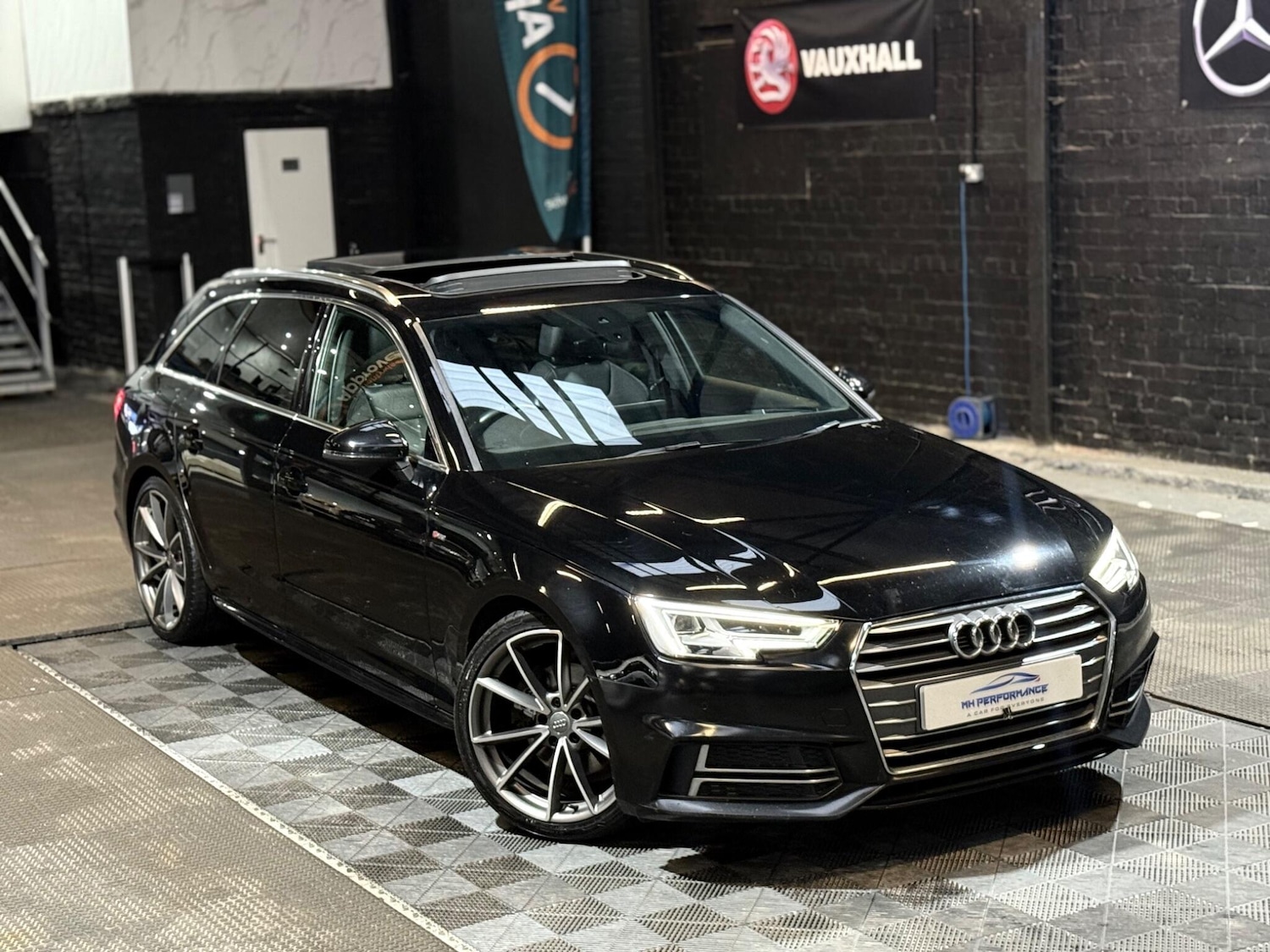 Used Audi A4 Avant 2017 for sale - 76975455: Photo 19