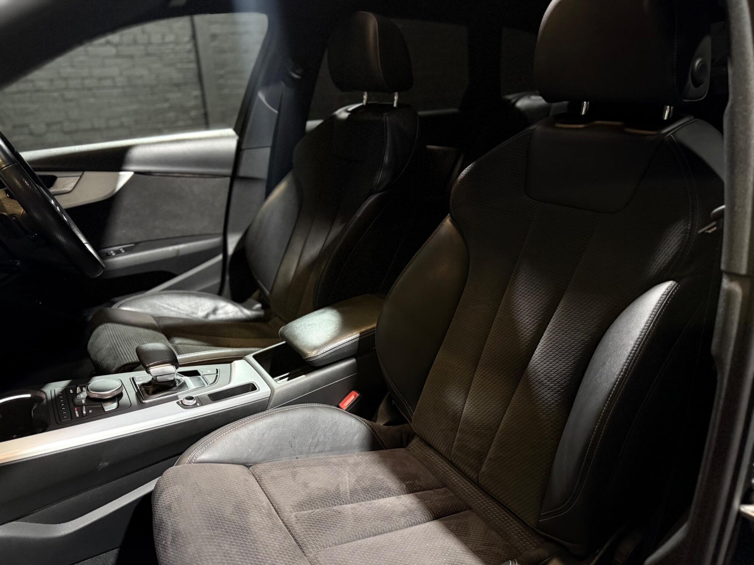 Used Audi A4 Avant 2017 for sale - 76975455: Photo 24