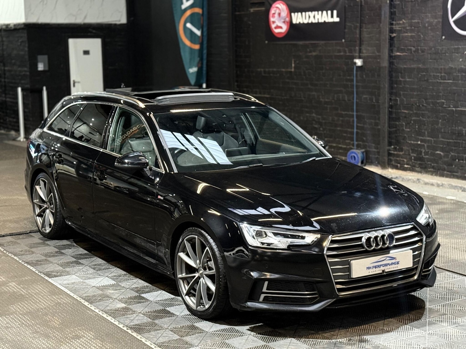 Used Audi A4 Avant 2017 for sale - 76975455: Photo 29