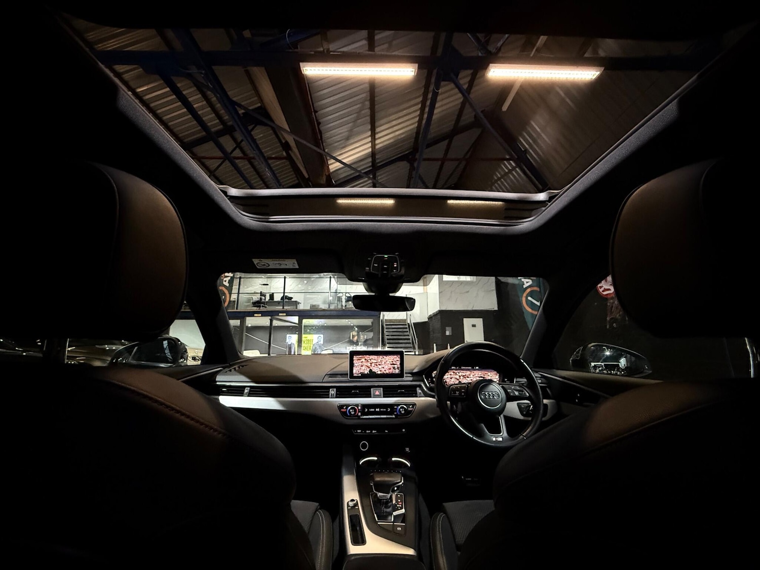 Used Audi A4 Avant 2017 for sale - 76975455: Photo 30