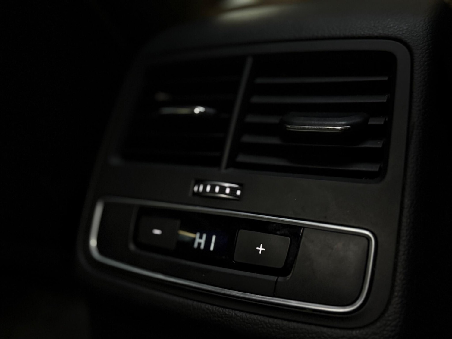 Used Audi A4 Avant 2017 for sale - 76975455: Photo 39