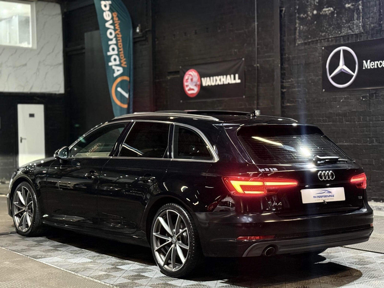 Used Audi A4 Avant 2017 for sale - 76975455: Photo 49