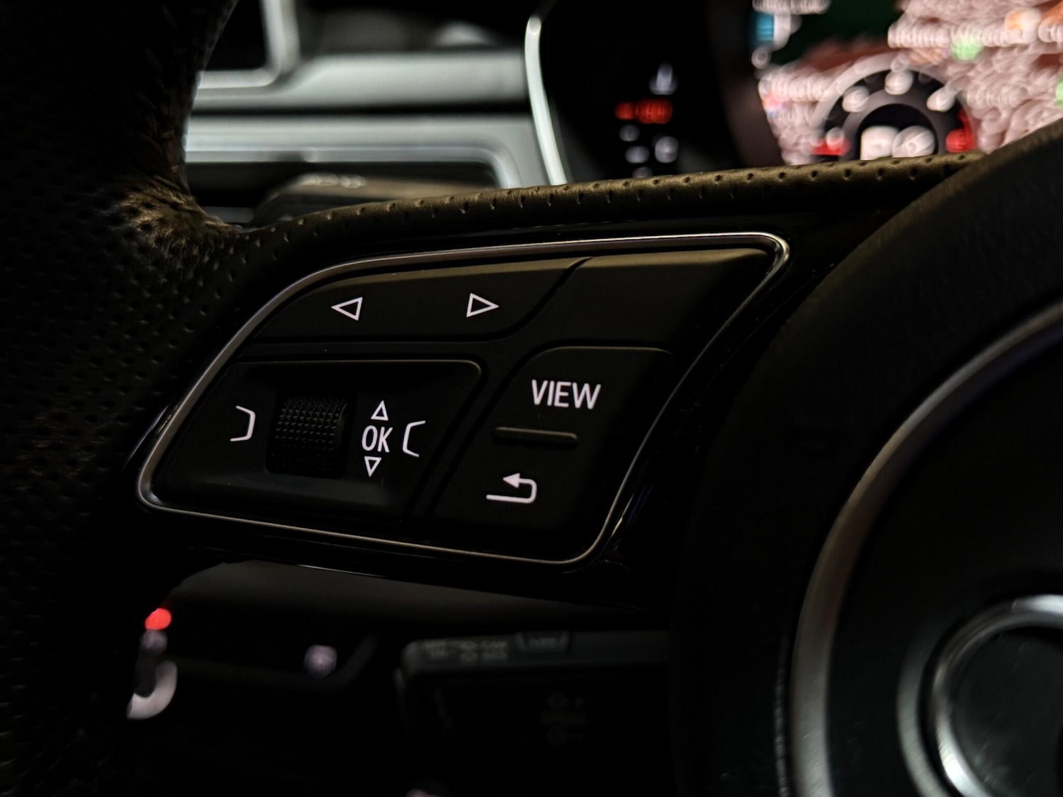 Used Audi A4 Avant 2017 for sale - 76975455: Photo 72