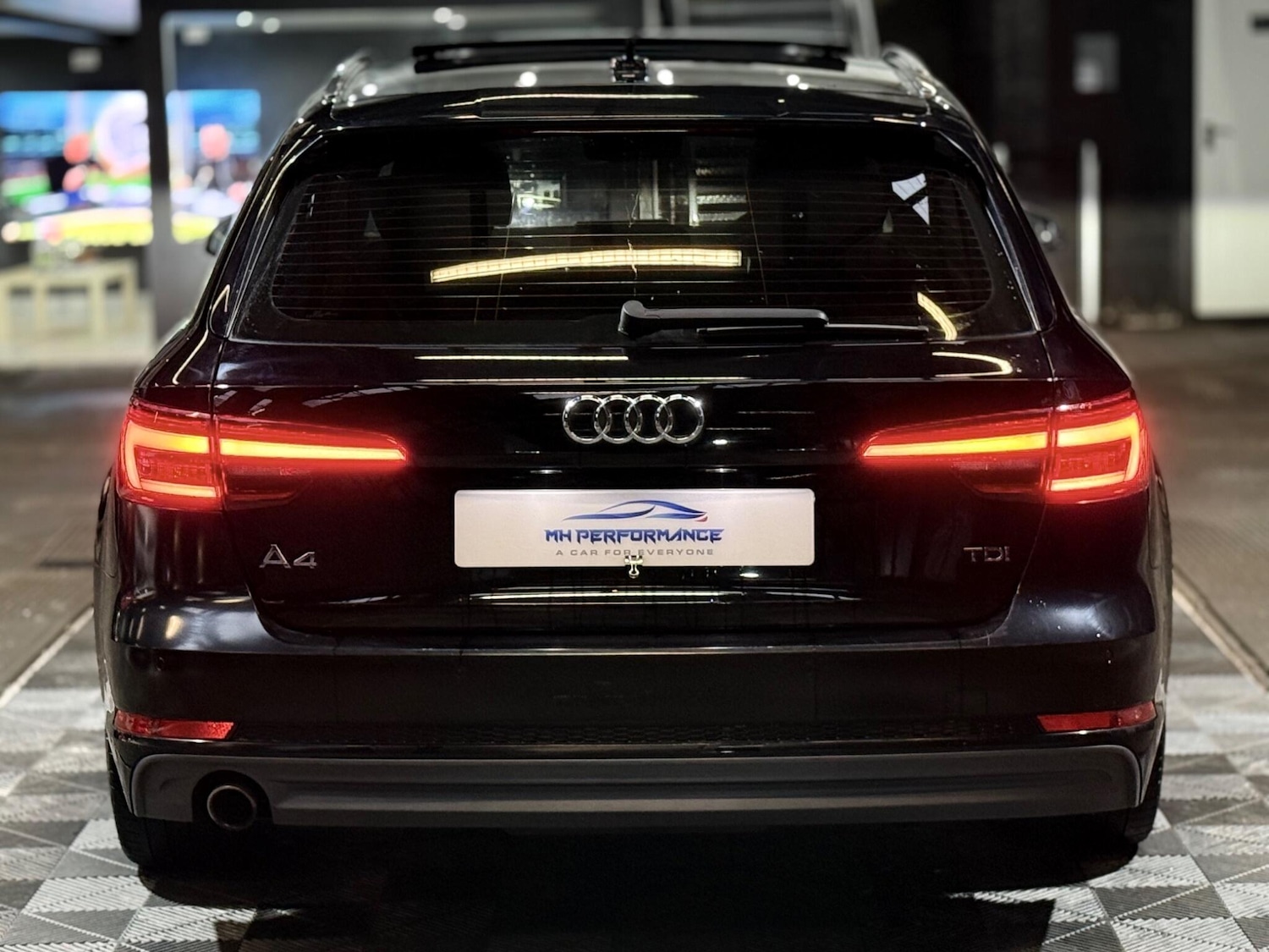 Used Audi A4 Avant 2017 for sale - 76975455: Photo 78