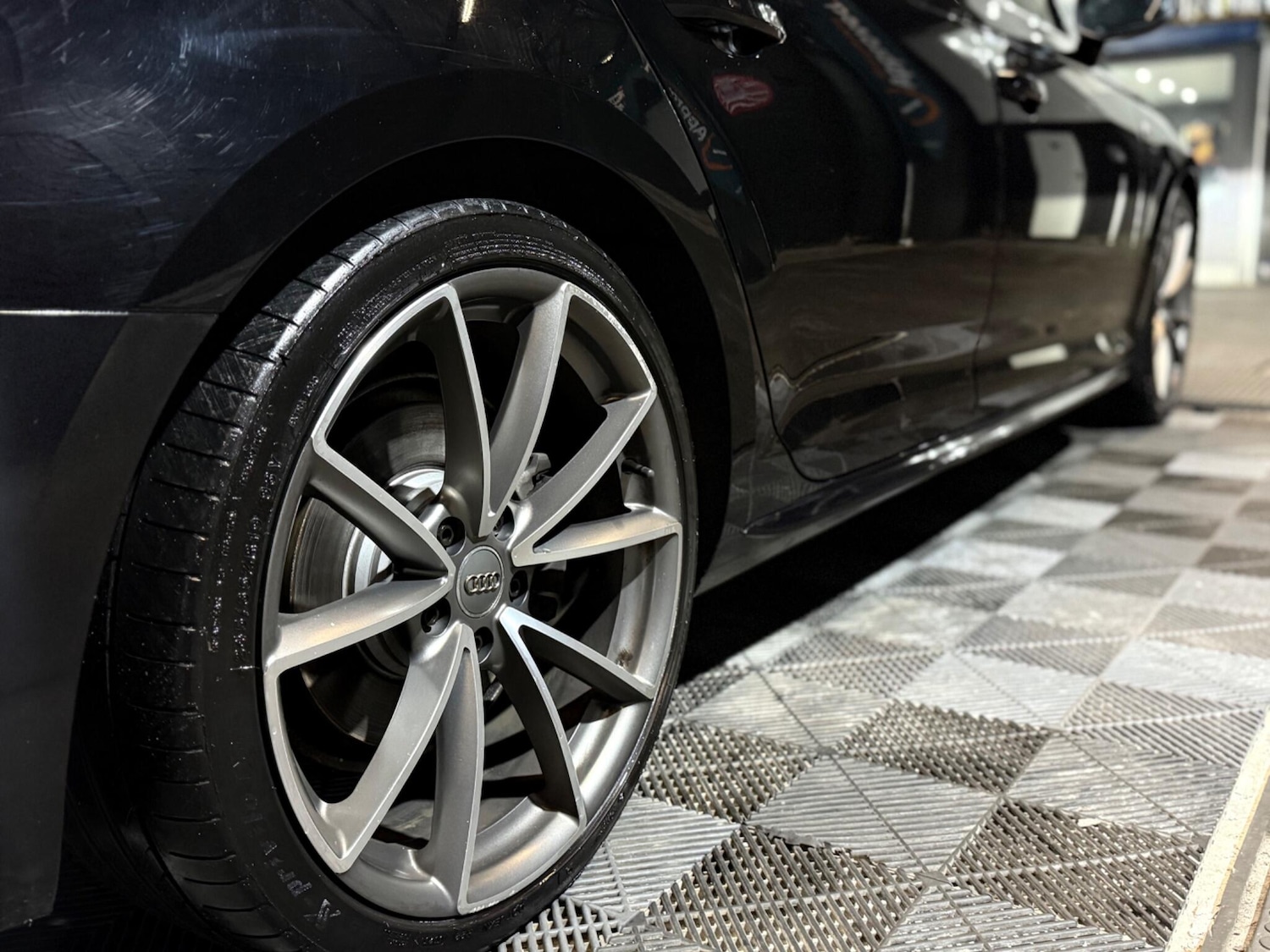 Used Audi A4 Avant 2017 for sale - 76975455: Photo 86