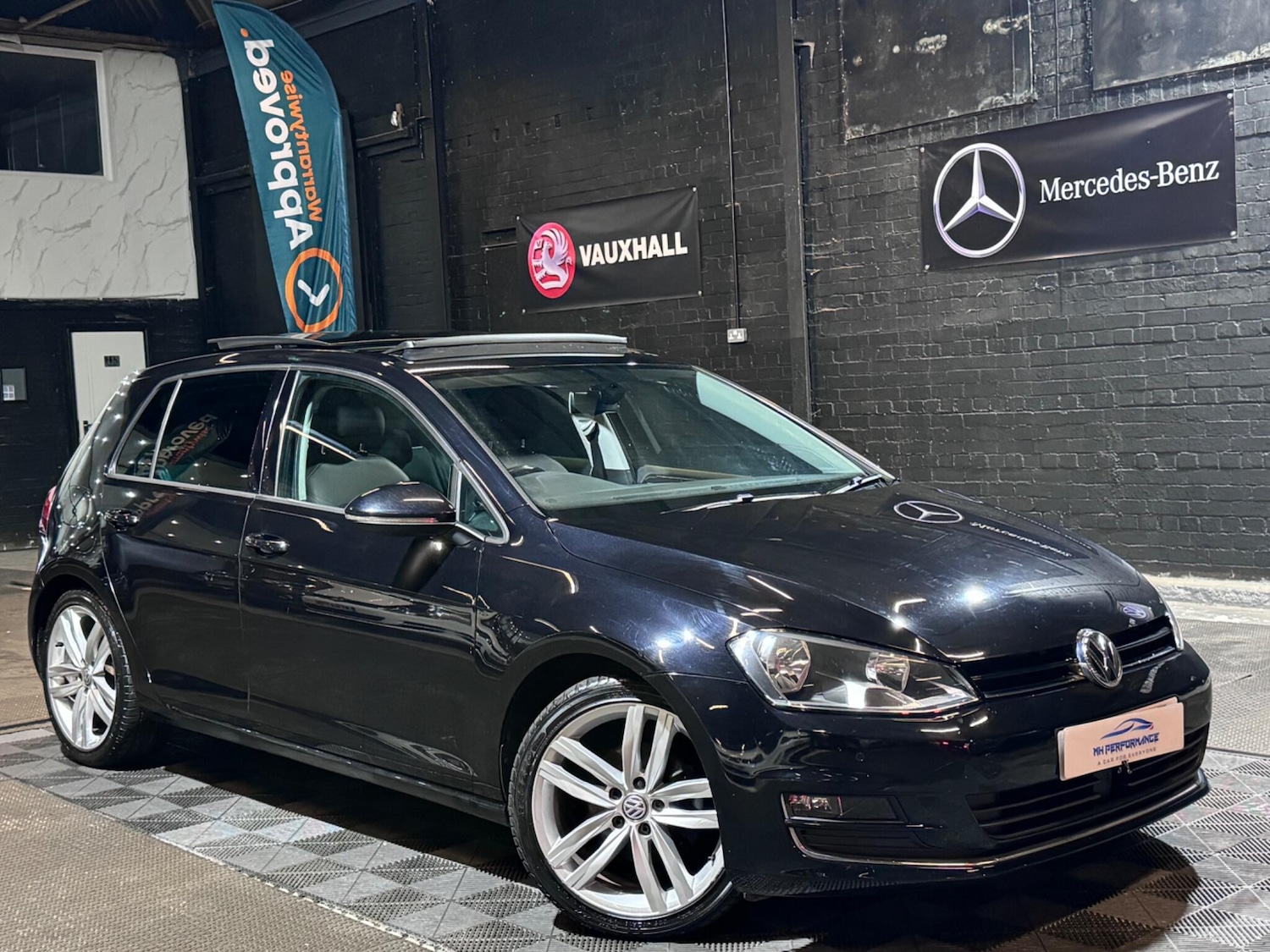 Used Volkswagen Golf 2016 for sale - 76337771: Photo 3