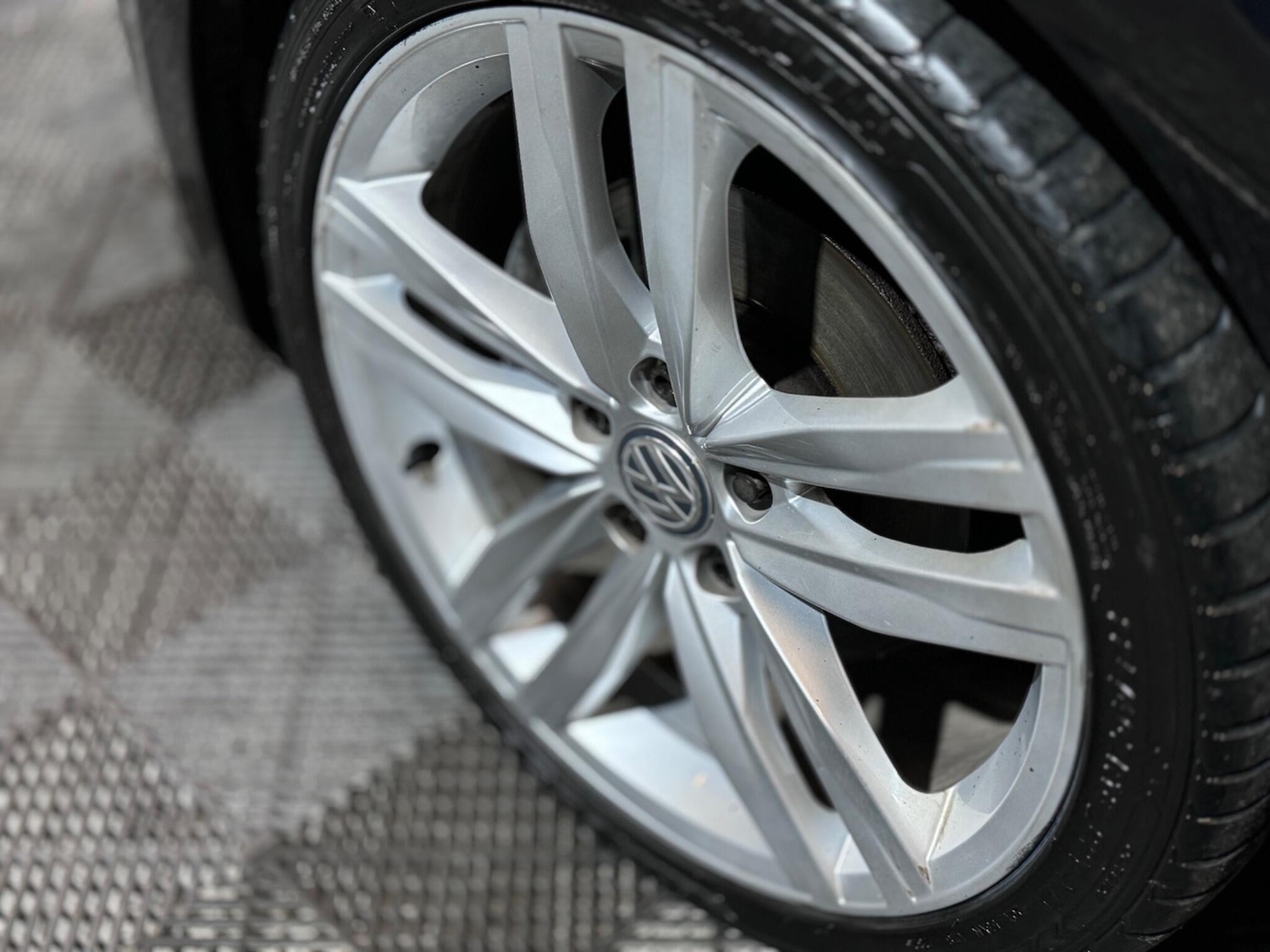 Used Volkswagen Golf 2016 for sale - 76337771: Photo 32