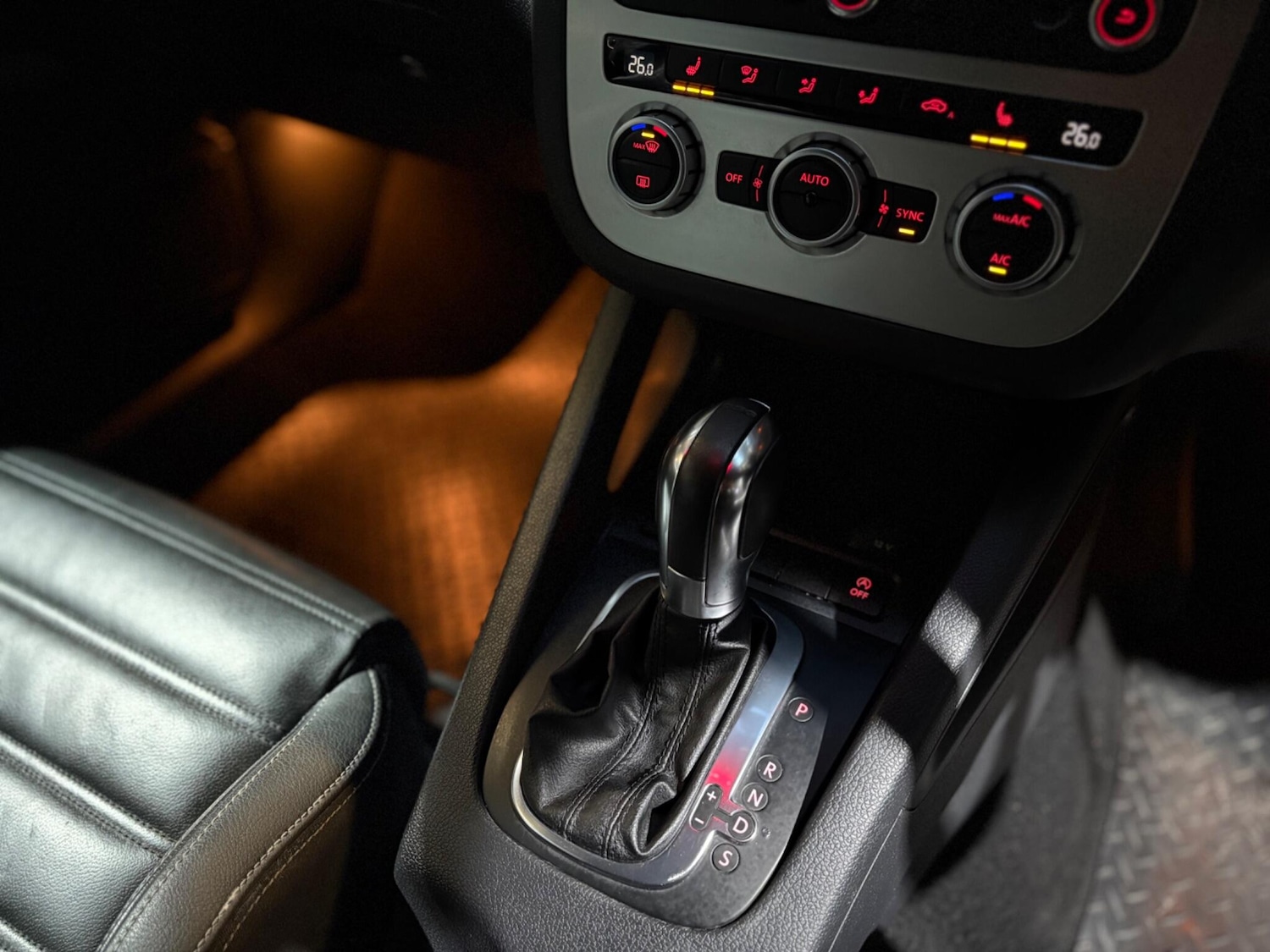 Used Volkswagen Scirocco 2012 for sale - 77015812: Photo 13