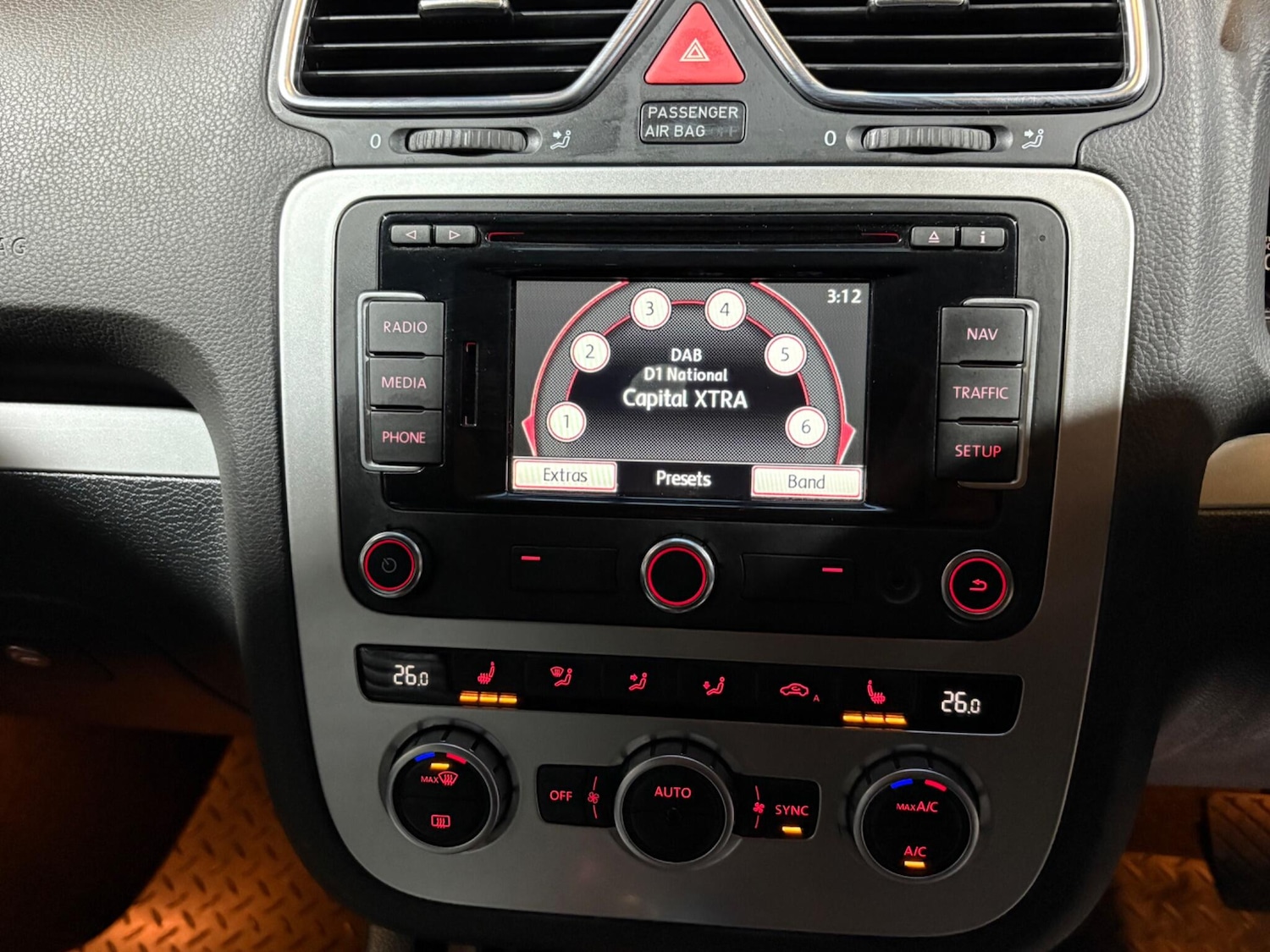 Used Volkswagen Scirocco 2012 for sale - 77015812: Photo 63