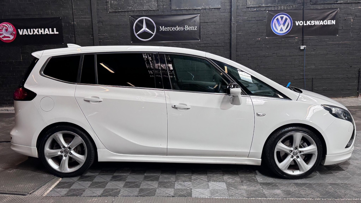 Used Vauxhall Zafira 2016 for sale - 77203262: Photo 10