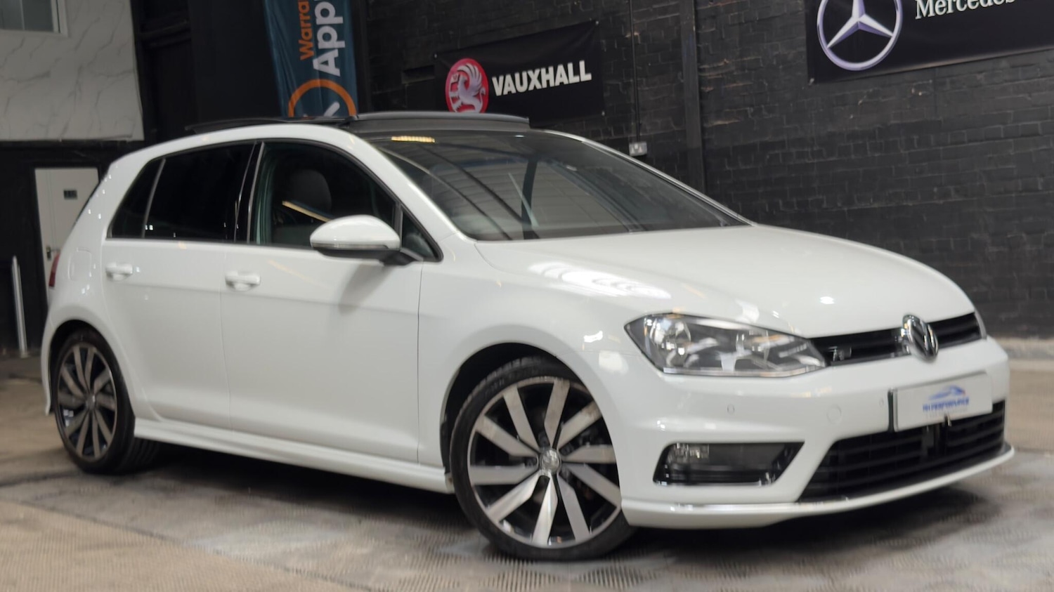 Used Volkswagen Golf 2017 for sale - 77957051: Photo 23