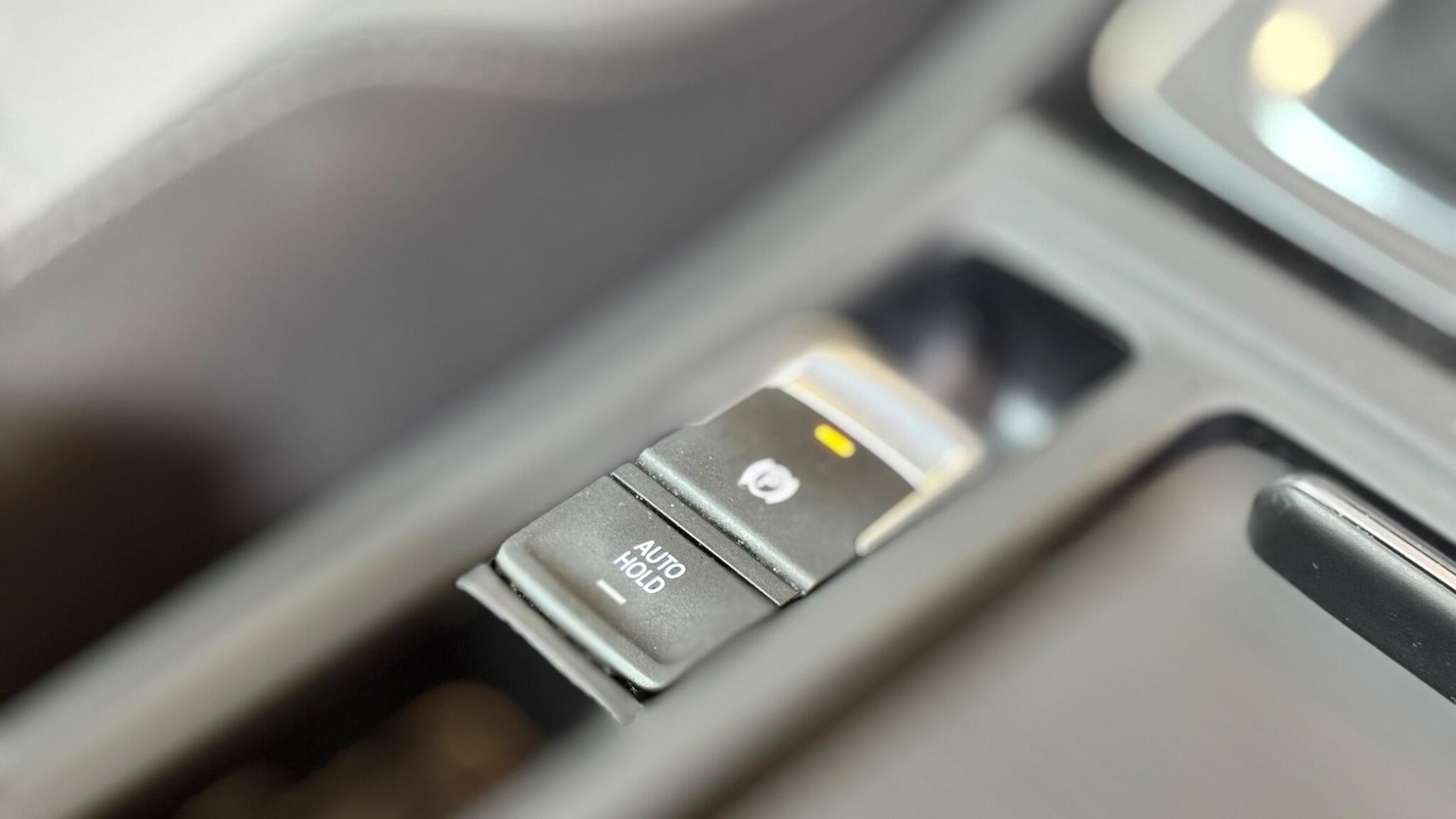 Used Volkswagen Golf 2017 for sale - 77957051: Photo 25