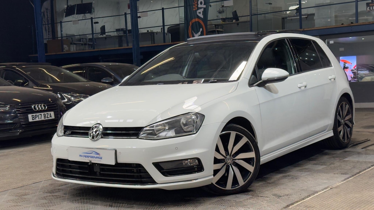 Used Volkswagen Golf 2017 for sale - 77957051: Photo 38