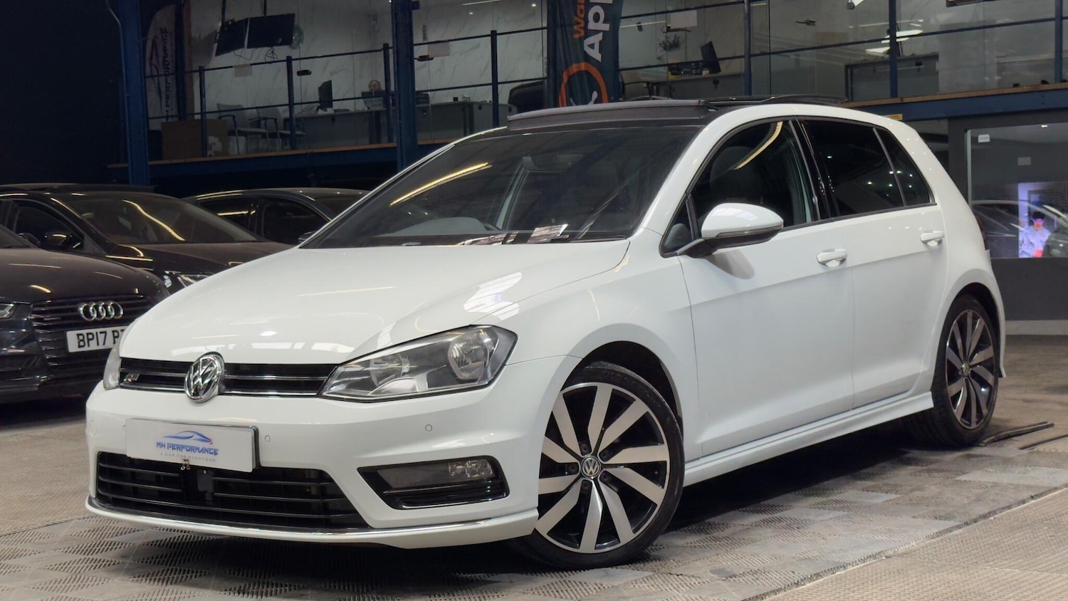 Used Volkswagen Golf 2017 for sale - 77957051: Photo 40